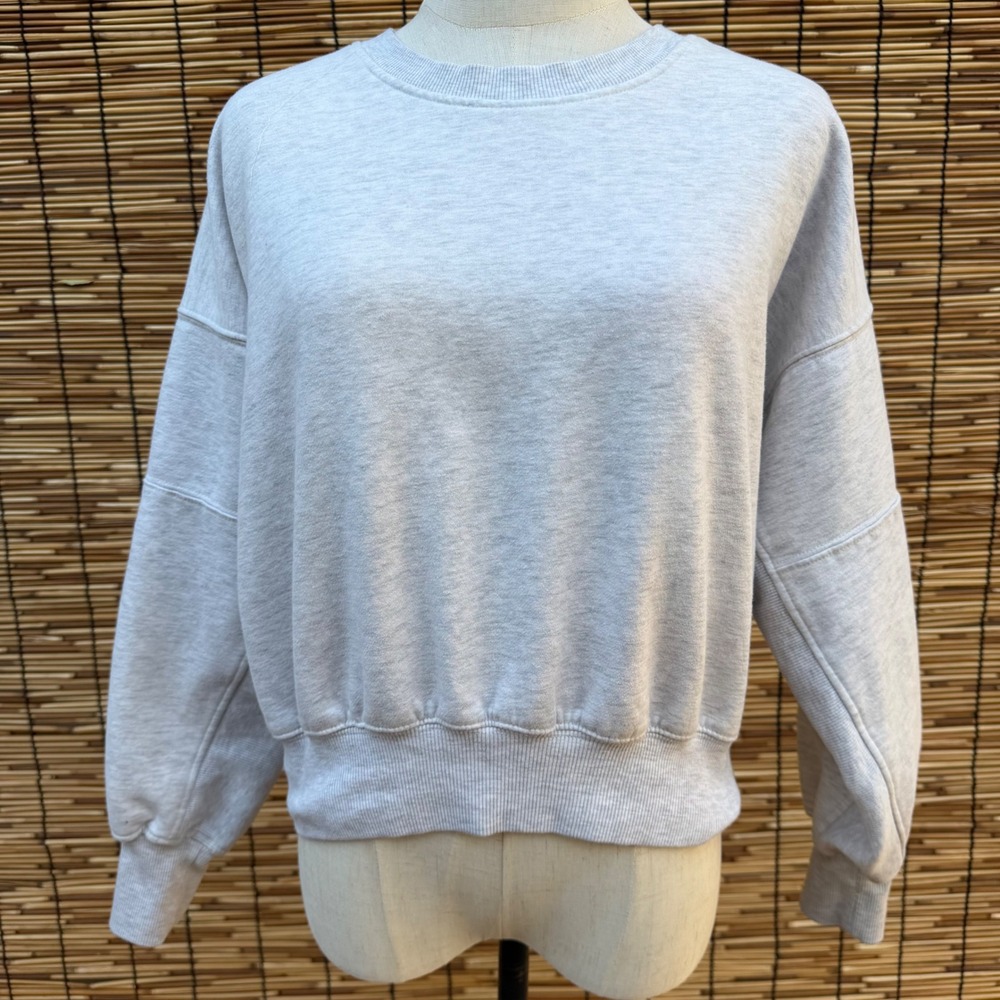 Celebrity Pink Womens Heather Grey Fleece Pullover Sweatshirt Size M Relaxed Fit